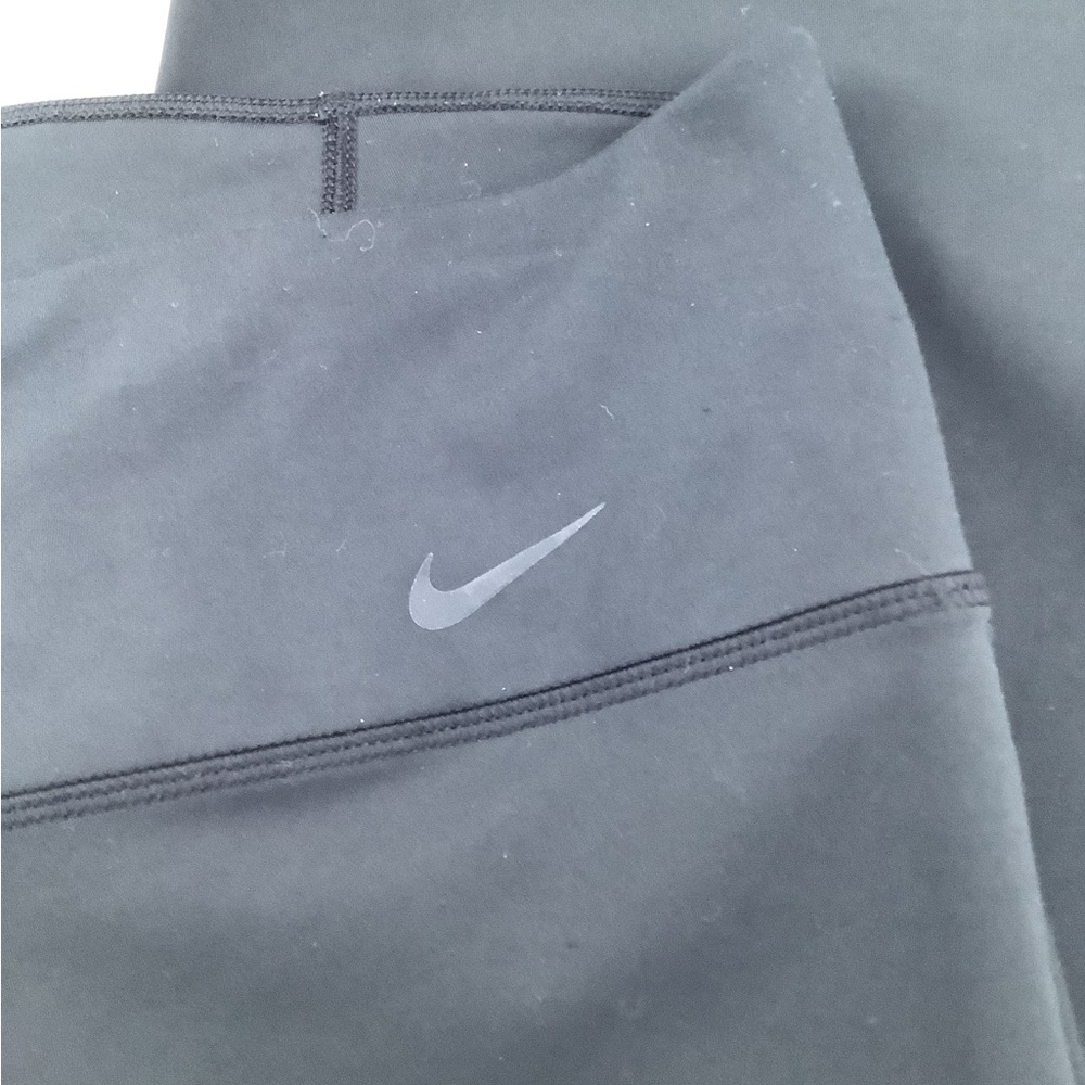 Nike Woman’s Dri-Fit Black Pants 2x - Picture 2 of 5
